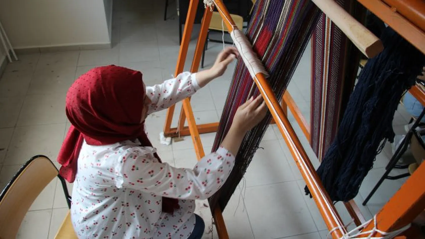 Kilim ve cicim dokuma kursu açıldı