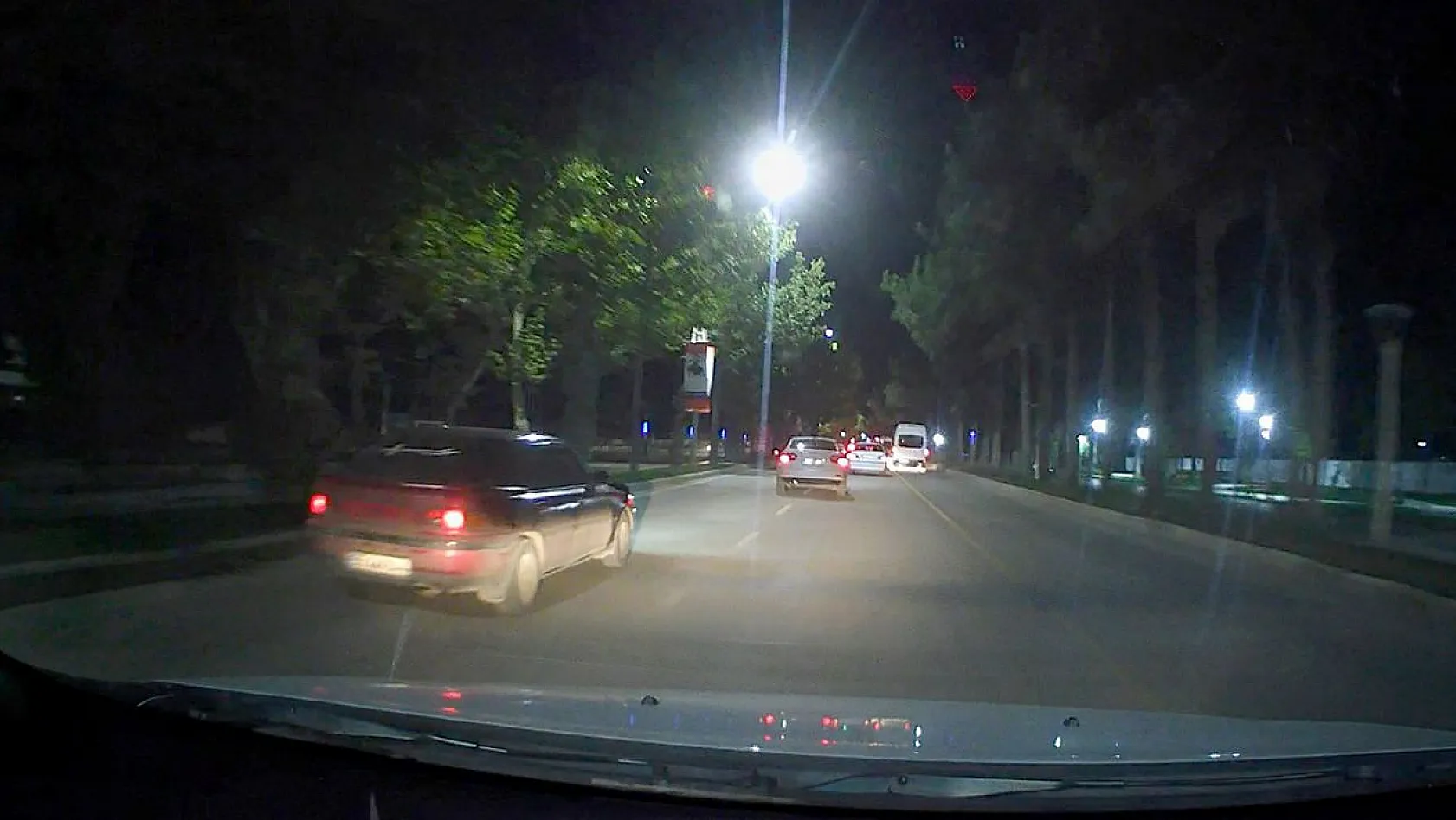 Makas atan sürücü kameraya yansıdı