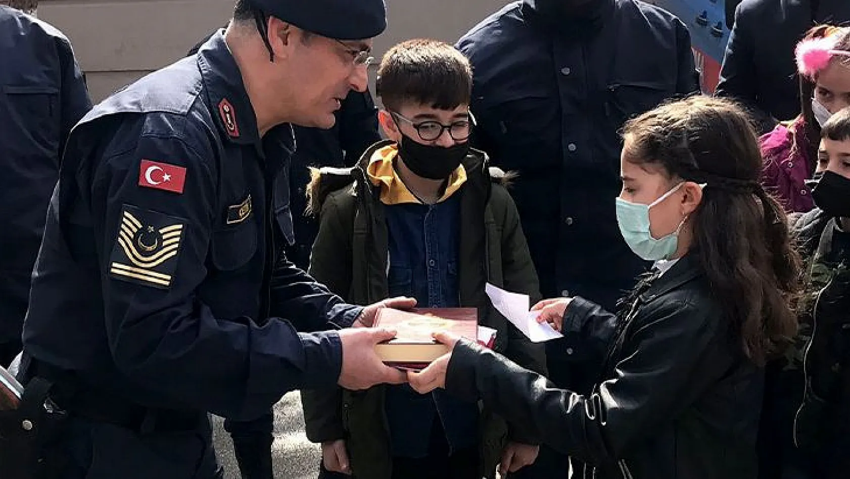 Öğrencilerden anlamlı ziyaret