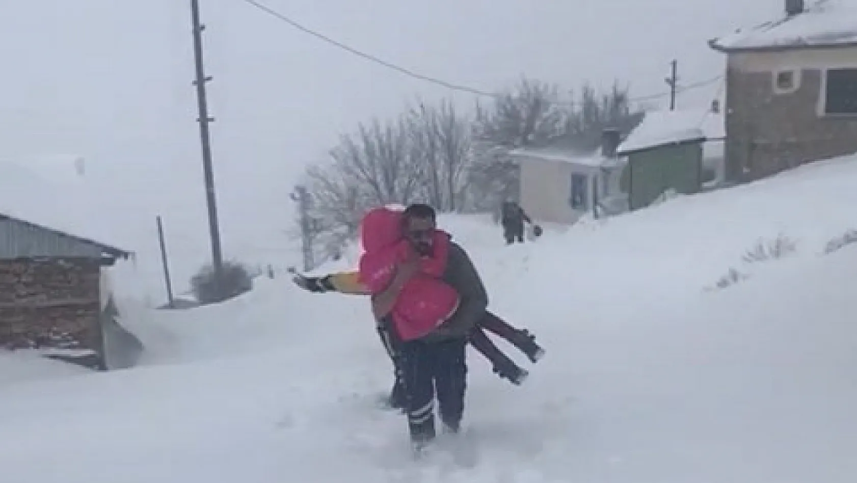 Sağlık ekipleri hasta çocuk için seferber oldu