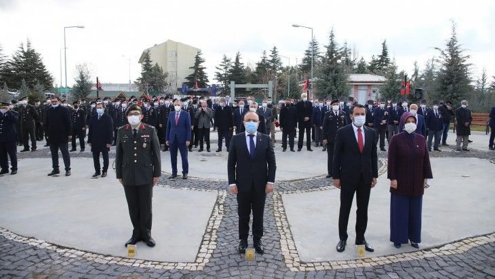 Vali Erkaya Yırık 'Çanakkale Zaferi, bir milletin diriliş zaferidir'