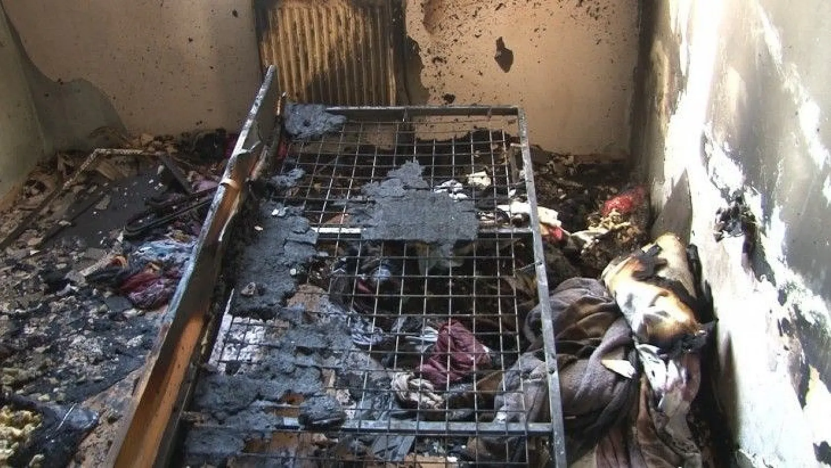 Yangından ikinci üzücü haber, 4 yaşındaki Kağan'da hayatını kaybetti