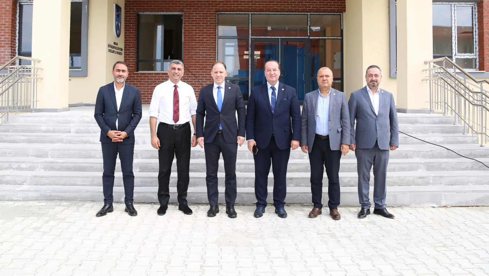 CHP heyeti Elazığ'da incelemelerde bulundu