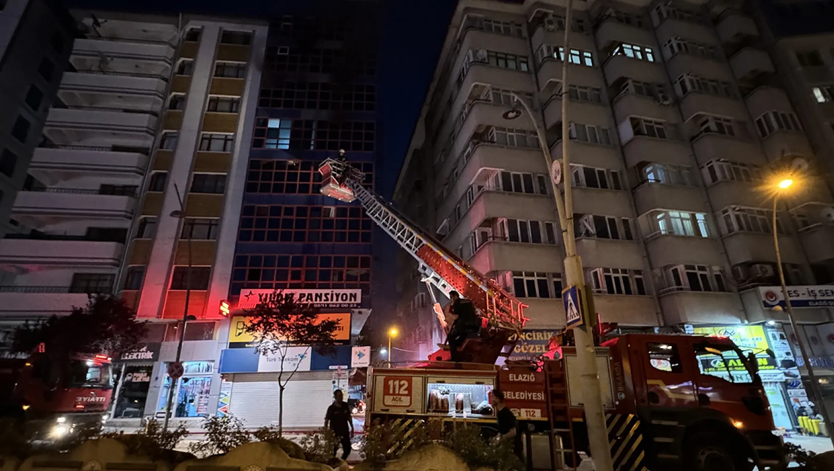 Elazığ'da pansiyonda yangın