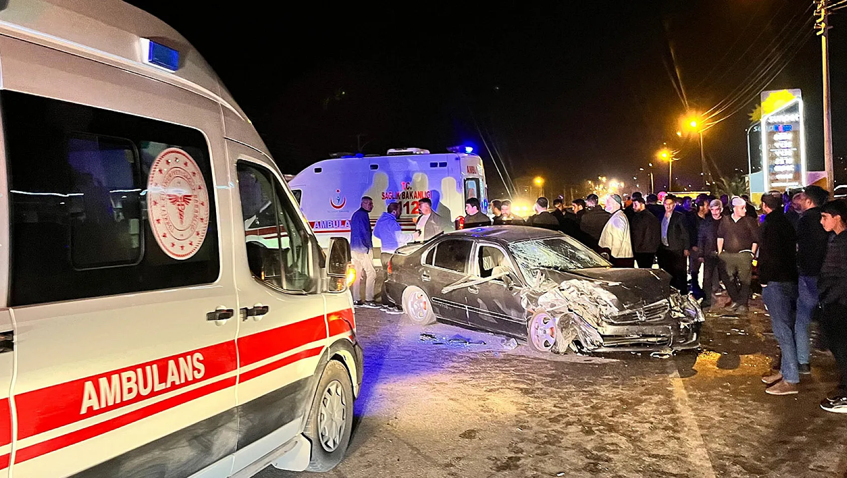 Elazığ'da trafik kazası: 2'si ağır 5 yaralı