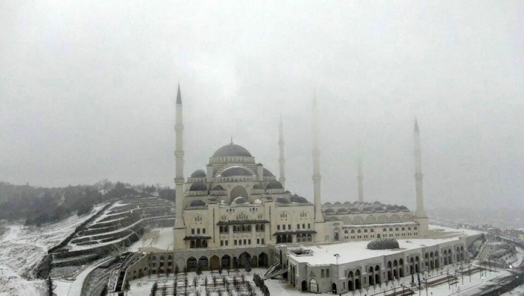 İstanbul'dan muhteşem kar manzaraları