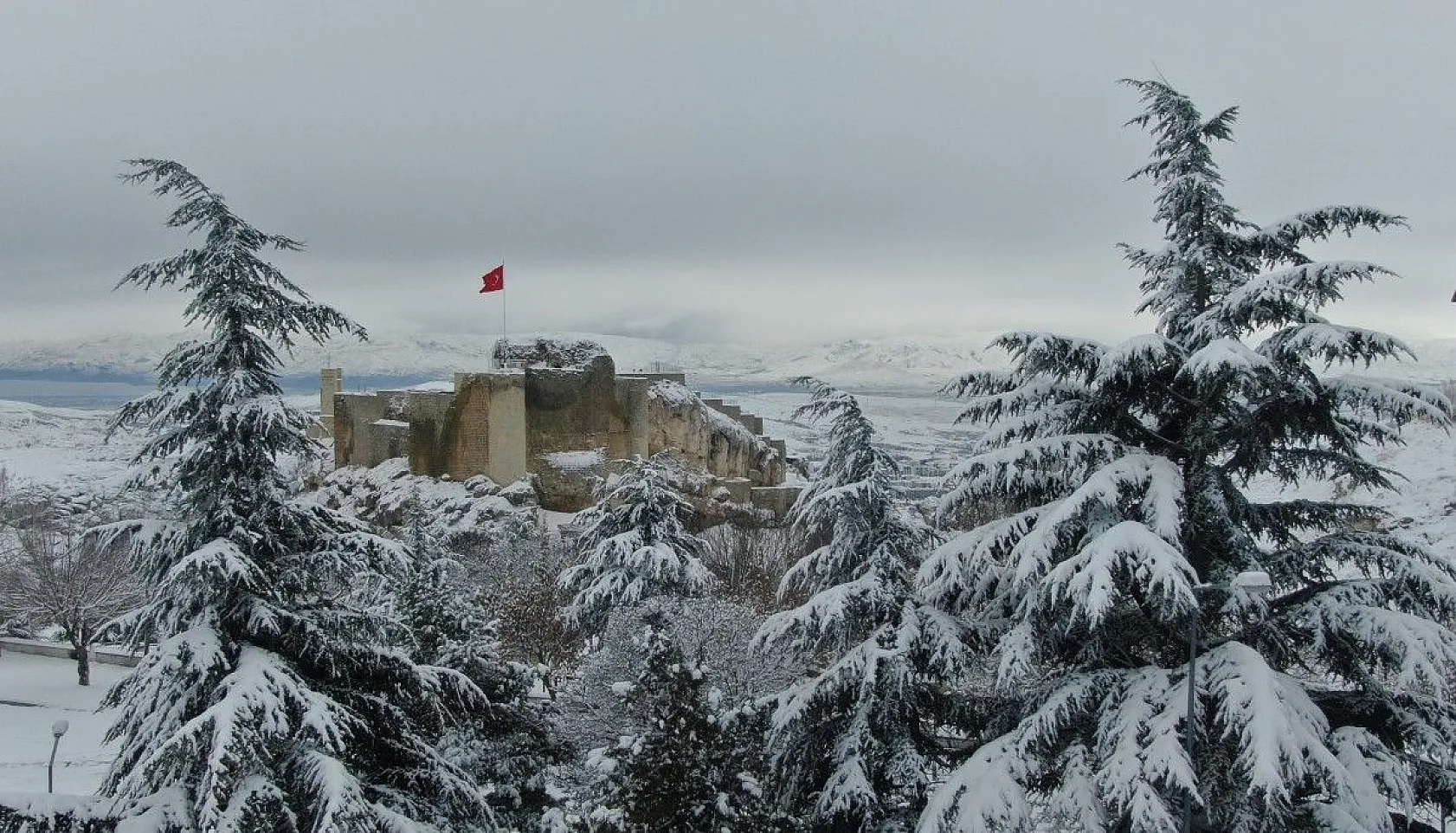 Harput beyaza büründü