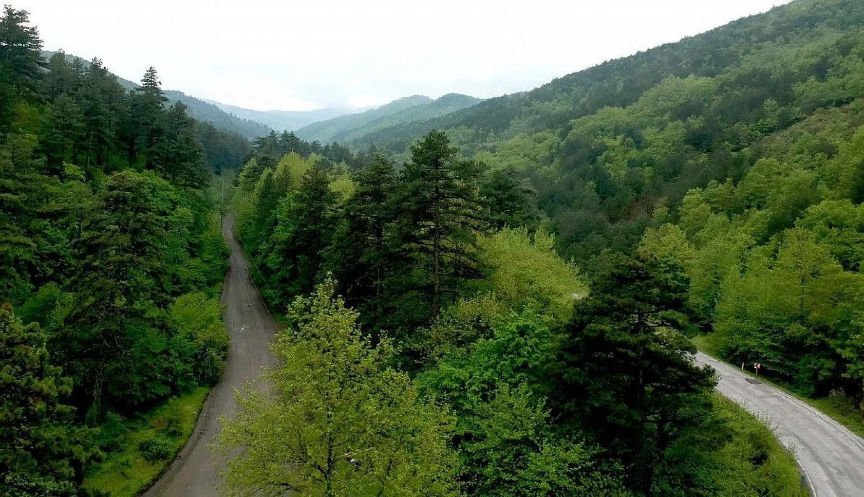 Kazdağları'nın eşsiz güzellikleri havadan görüntülendi