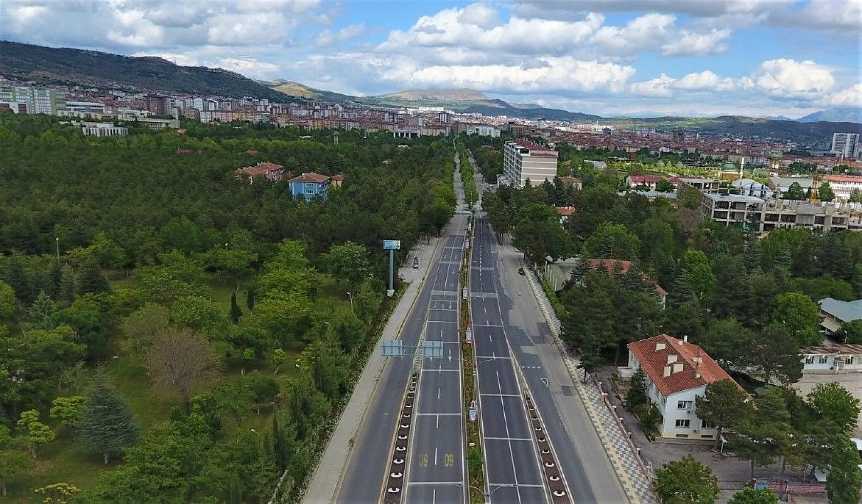 Son zamanlarda çekilen kartpostallık muhteşem Elazığ fotoğrafları...