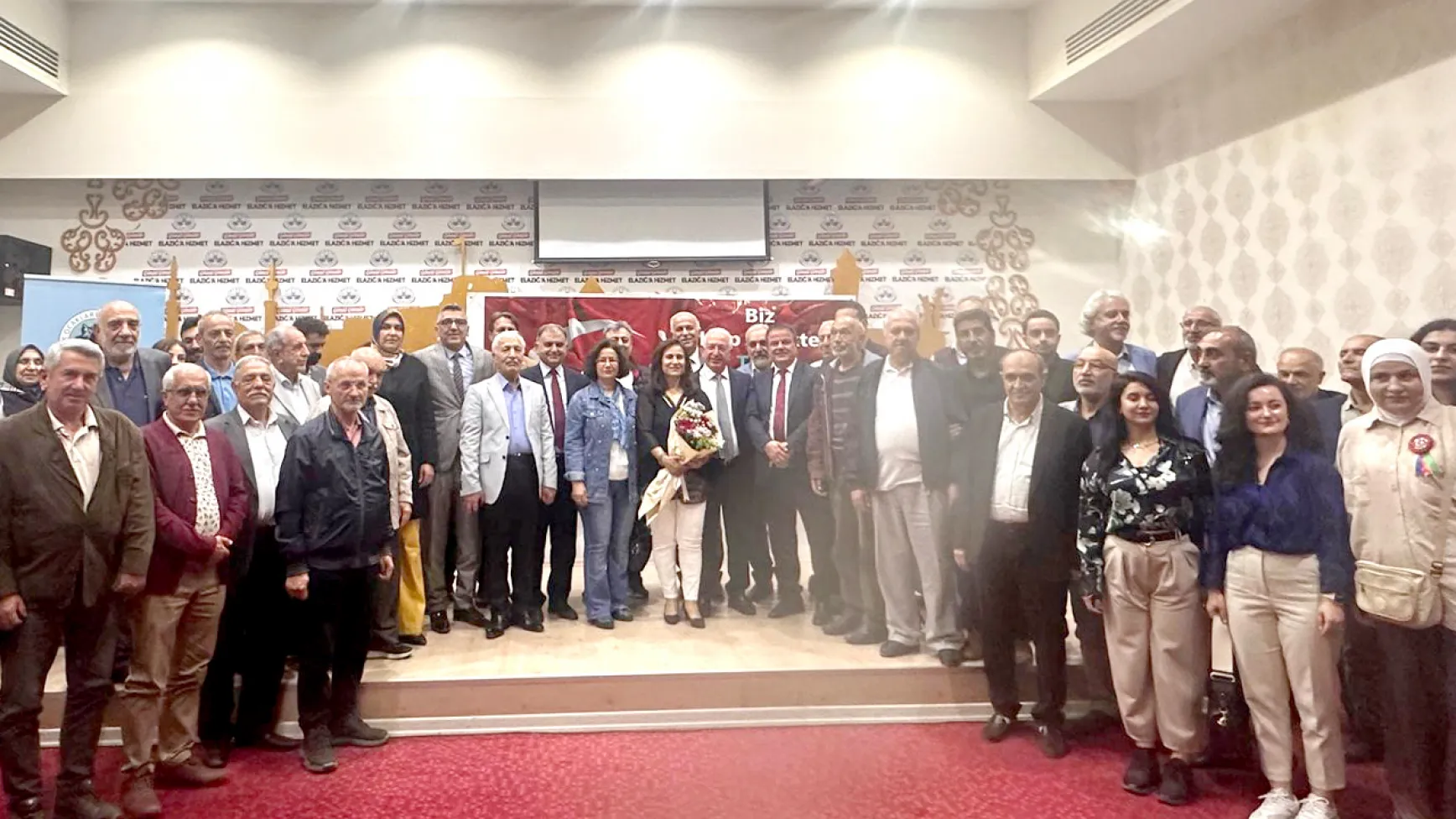 Elazığ'da 3 Mayıs Türkçülük Günü konferansı
