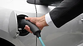 Elektrikli araçlar için sodyum iyon batarya çalışması