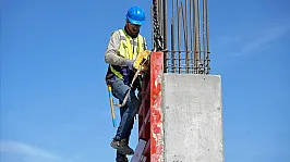Yetki belgesiz usta dönemi sona eriyor
