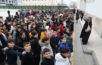 Asrın felaketi Elazığ'daki okullarda anıldı