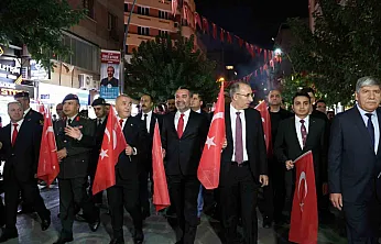 Elazığ'da 'Fener Alayı' yürüyüşü