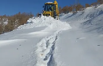 79 köy yolunda çalışmalar sürüyor
