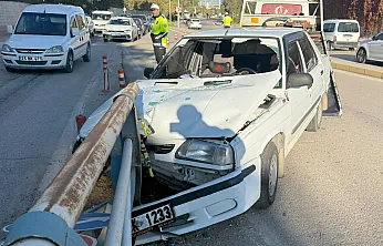 Elazığ'da Atatürk Bulvarı'nda feci kaza