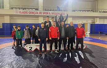 Elazığ'da 'güreş takımı' zirveye oturdu