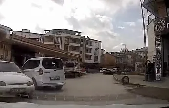 Elazığ'da kaza ucuz atlatıldı