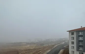 Elazığ'da sis etkisini sürdürüyor
