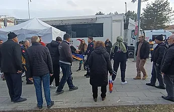 Gazi Caddesi'nde bıçaklı kavga