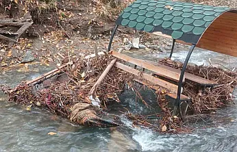 Palu'da Teke Deresi taştı