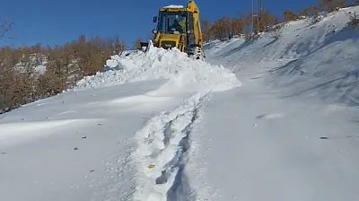 79 köy yolunda çalışmalar sürüyor