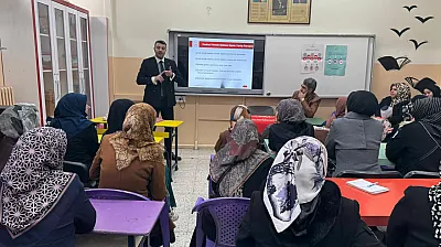 Elazığ'da öğrenci velilerine eğitim