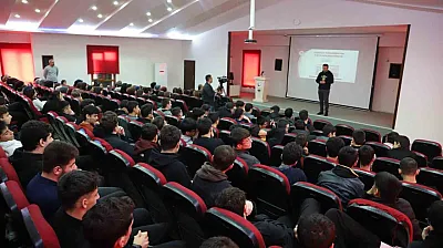 Elazığ'daki liselerde Fırat Üniversitesi tanıtıldı