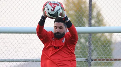 Elazığspor'dan kaleci Muammer'e izin