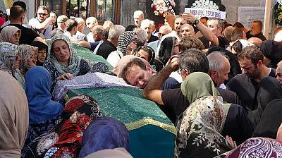 'Katil doktor' cezaevinde intihar etti