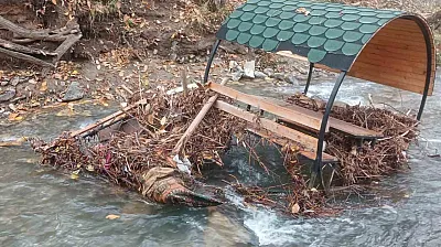 Palu'da Teke Deresi taştı
