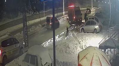 Kaza sonrası kaçan sürücü kamerada!