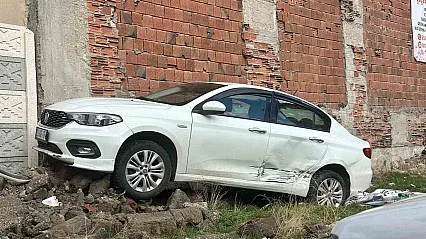 Rızaiye Mahallesi'nde trafik kazası