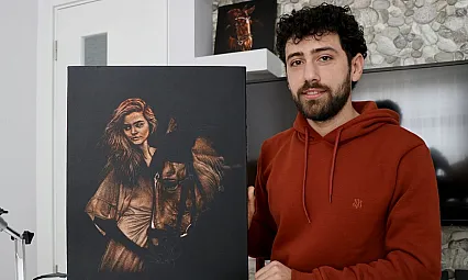 Konuşma güçlüğü yaşayan gencin dünyası resimle değişti