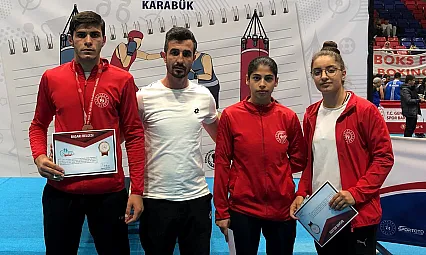 Elazığlı boksörlerden üç bronz