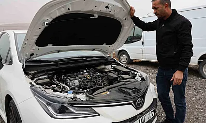 Sıfır kilometre araçta motor arızası yaşadı