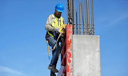 Yetki belgesiz usta dönemi sona eriyor