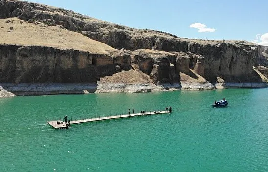 9 milyon yıllık kanyonlar için iskeleler kuruldu