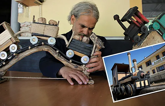 Atık malzemelerden sanat eserine