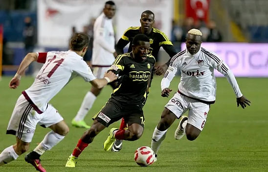 Evkur Yeni Malatyaspor - Elazığspor maçından müthiş kareler