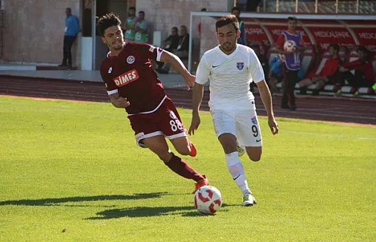 Elaziz Belediyespor-Tokatspor maçından kareler