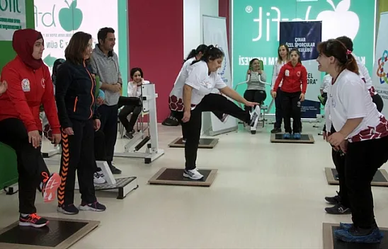 Spor salonlarını down sendromlu çocuklara tahsis ettiler