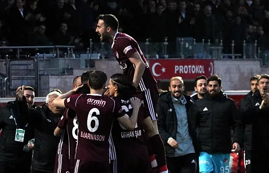 Tetiş Yapı Elazığspor - Ümraniyespor maçından müthiş kareler