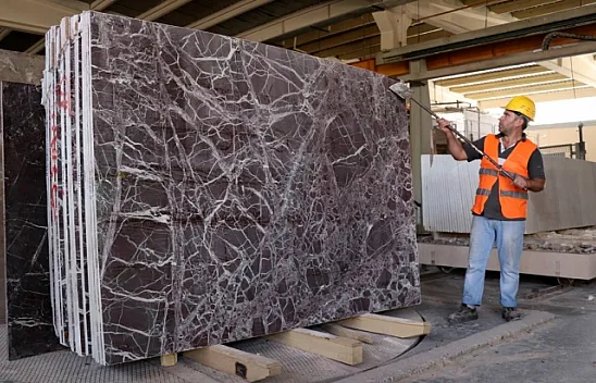 Elazığ'ın vişne mermeri ABD'de mekanları süsleyecek
