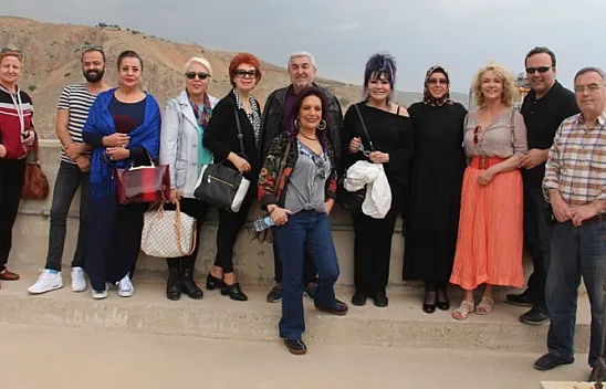 Ünlüler Elazığ'da doğa gezisinde