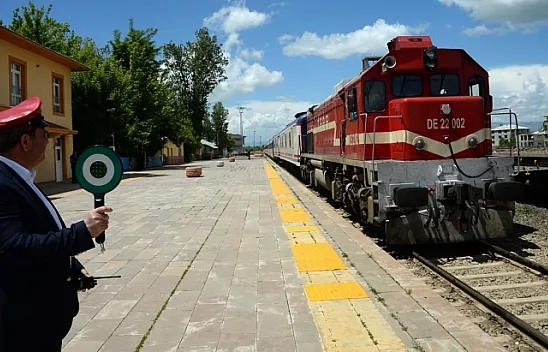 Seyahat edenlerin yeni gözdesi: 'Vangölü Ekspresi'