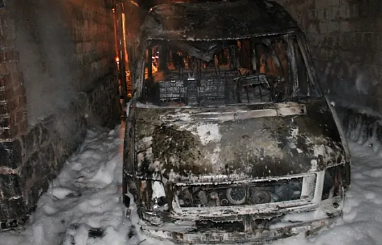 Gece yarısı yangın kabusu'na ait görseller