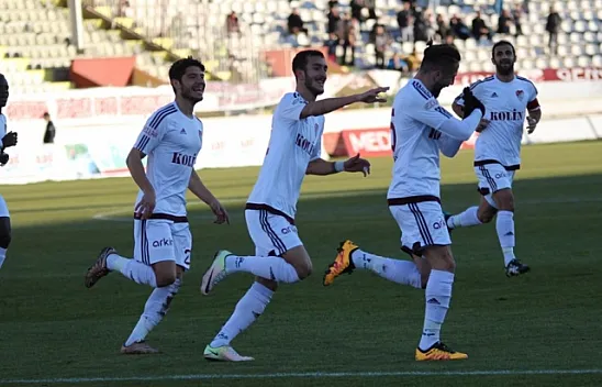 Elazığspor - Mersin İdmanyurdu maçının fotoğrafları