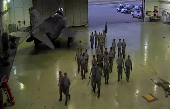 Darbe girişimi sırasında askeri üste yaşananlar güvenlik kamerasında