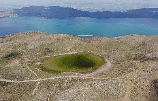 Kalp Gölü tamamen kurudu